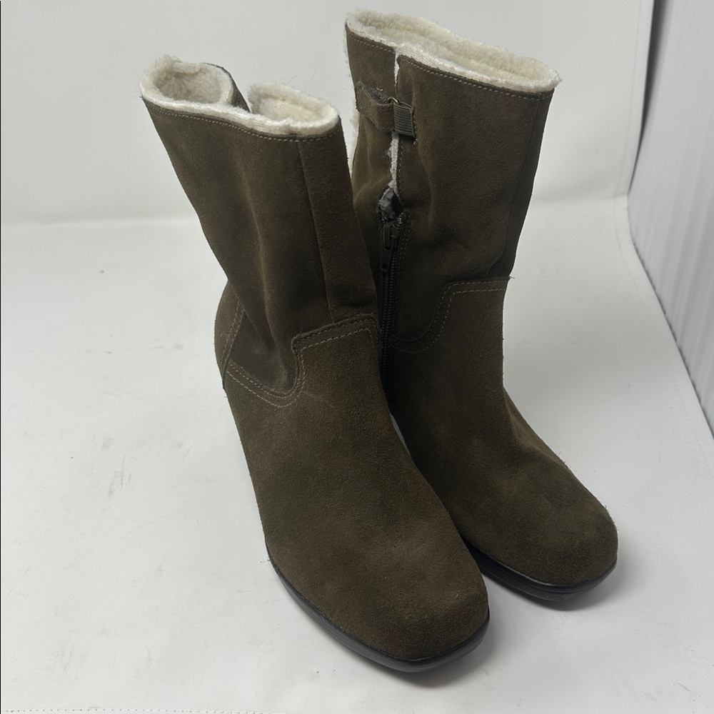 Clarks boots Size 7 - Picture 3 of 8